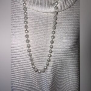 LONG WHITE BEAD PULLOVER NECKLACE